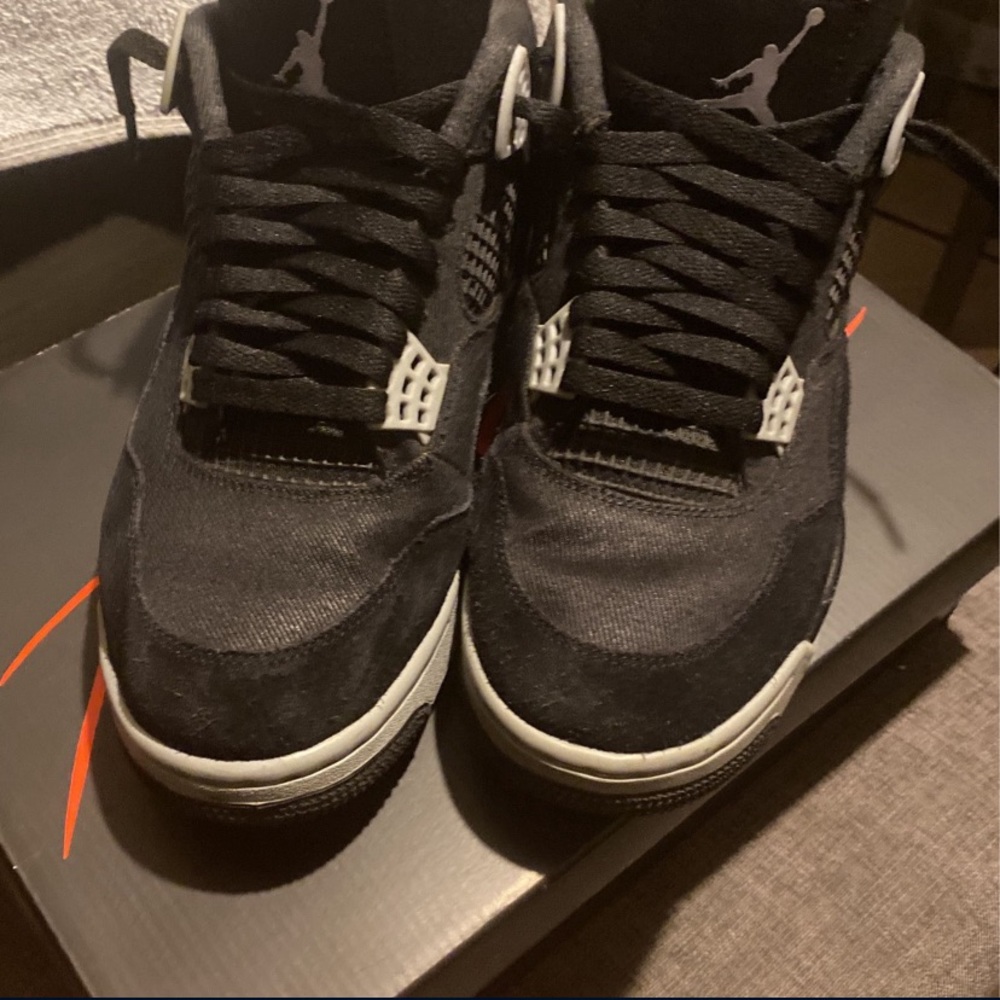 Jordan 4 black canvas
